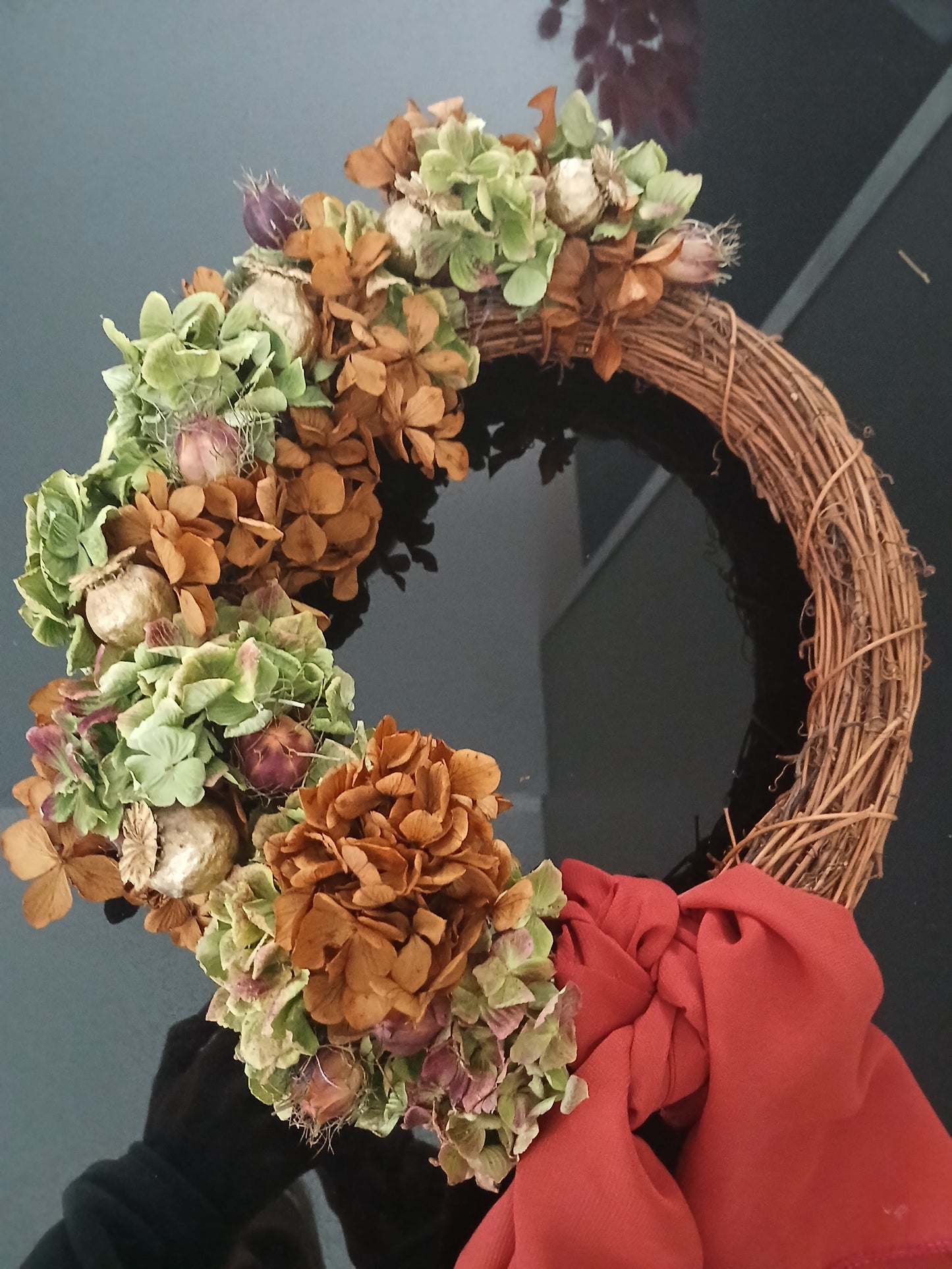 Couronne Branche de vigne et hortensia